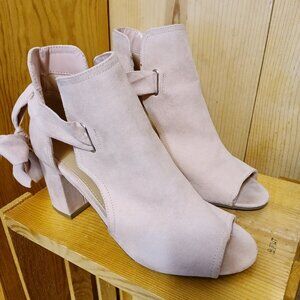 Blush Peep Toe Bowtie Sandal